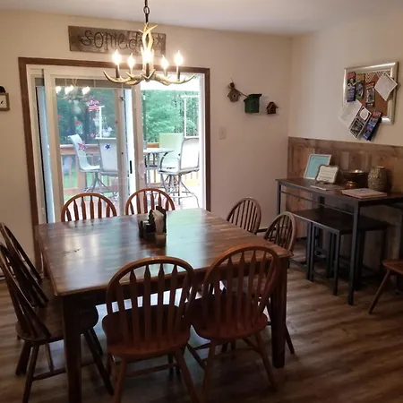 Serenity And Fun All In One In This Cozy Pocono Cabin Jim Thorpe Exterior foto