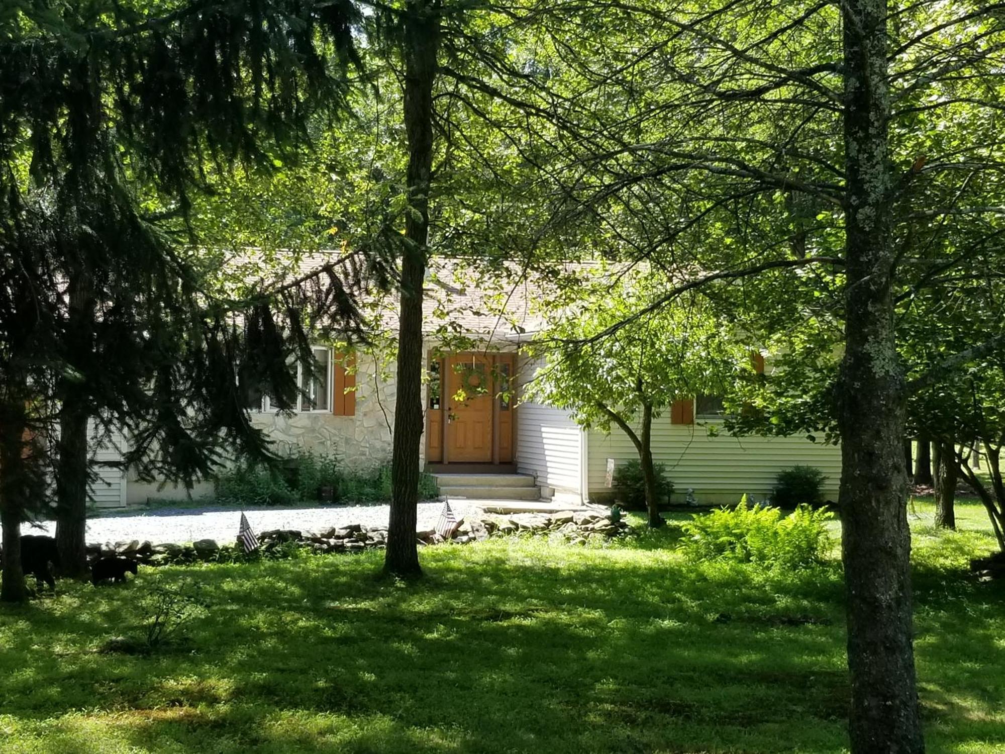 Holiday home Serenity And Fun In One In Cozy Pocono