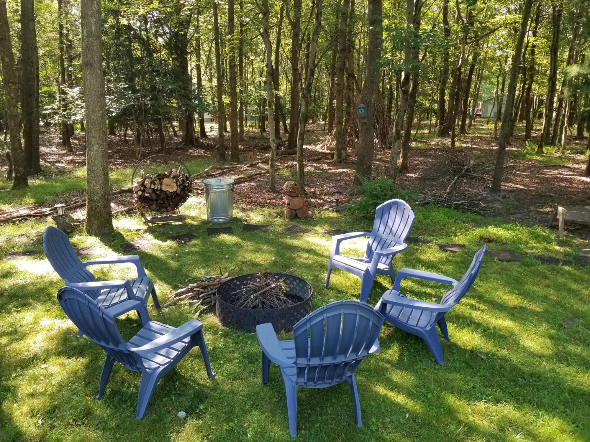 Serenity And Fun In One In Cozy Pocono Holiday home Jim Thorpe